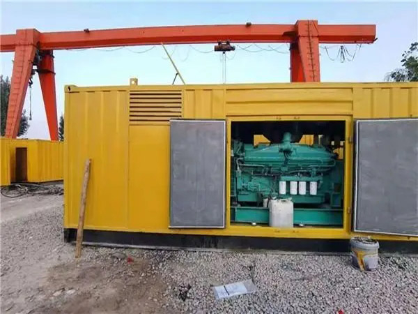安吉冬季低温环境下，500KW发电机组应该选择什么类型的启动电瓶？